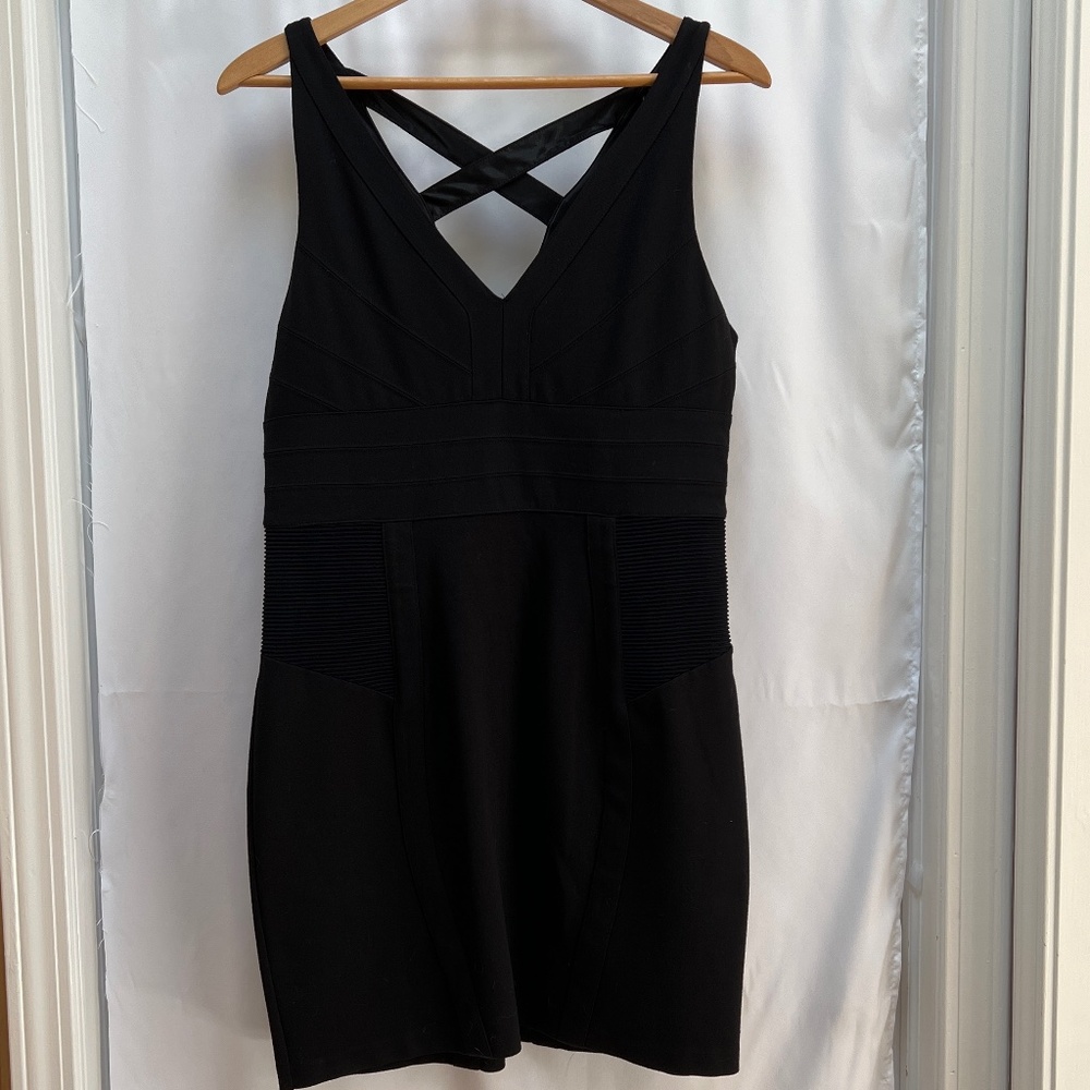Express Black V-Neck Sleeveless Cocktail Dress (L)